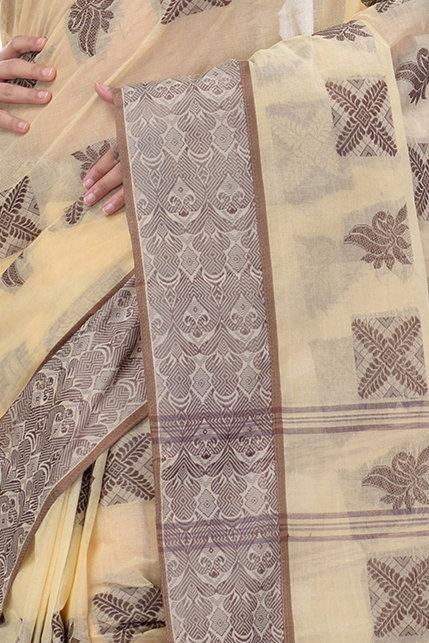 Off-White Pure Cotton Suparna Buti Tant Saree (758)